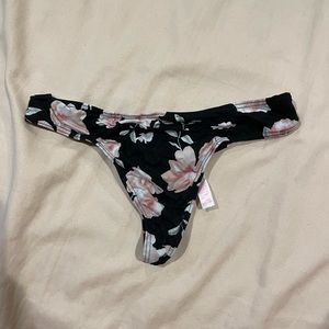 VS Pink Floral Thong Panty